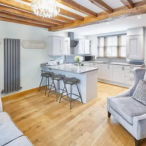 Host & - 11 Bakehouse Yard Holiday home Whitby