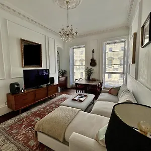 Stunning Georgian Apartment